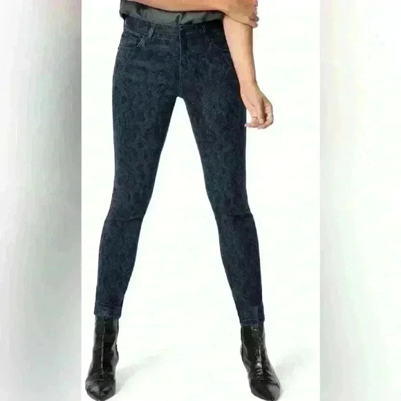 NWT Joe's Jeans Python/ Snake Indigo Charlie High Rise Skinny Ankle Jeans - Picture 1 of 7